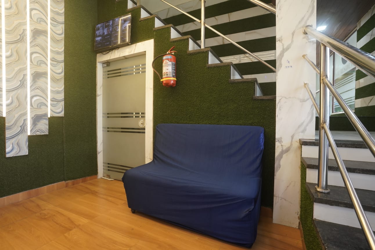 WhatsApp Image 2025-12-11 at 5.09.45 PM (2)